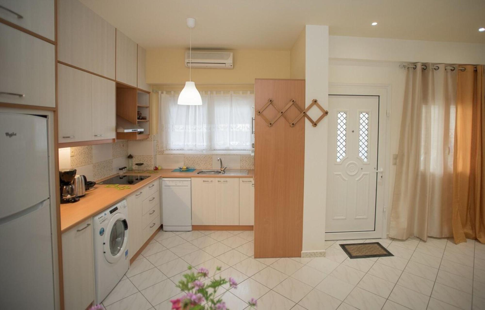 Comfi Apartment Kleio Ираклион Экстерьер фото